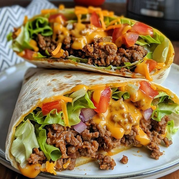 Grilled Cheeseburger Wraps,

Cheeseburger Wraps,

Burger Wraps,

Easy Burger Recipe,

Quick Dinner Recipe,

Grilled Recipe,

Weeknight Dinner,

Ground Beef Recipe,

Tortilla Wraps,

Cheeseburger Ideas,